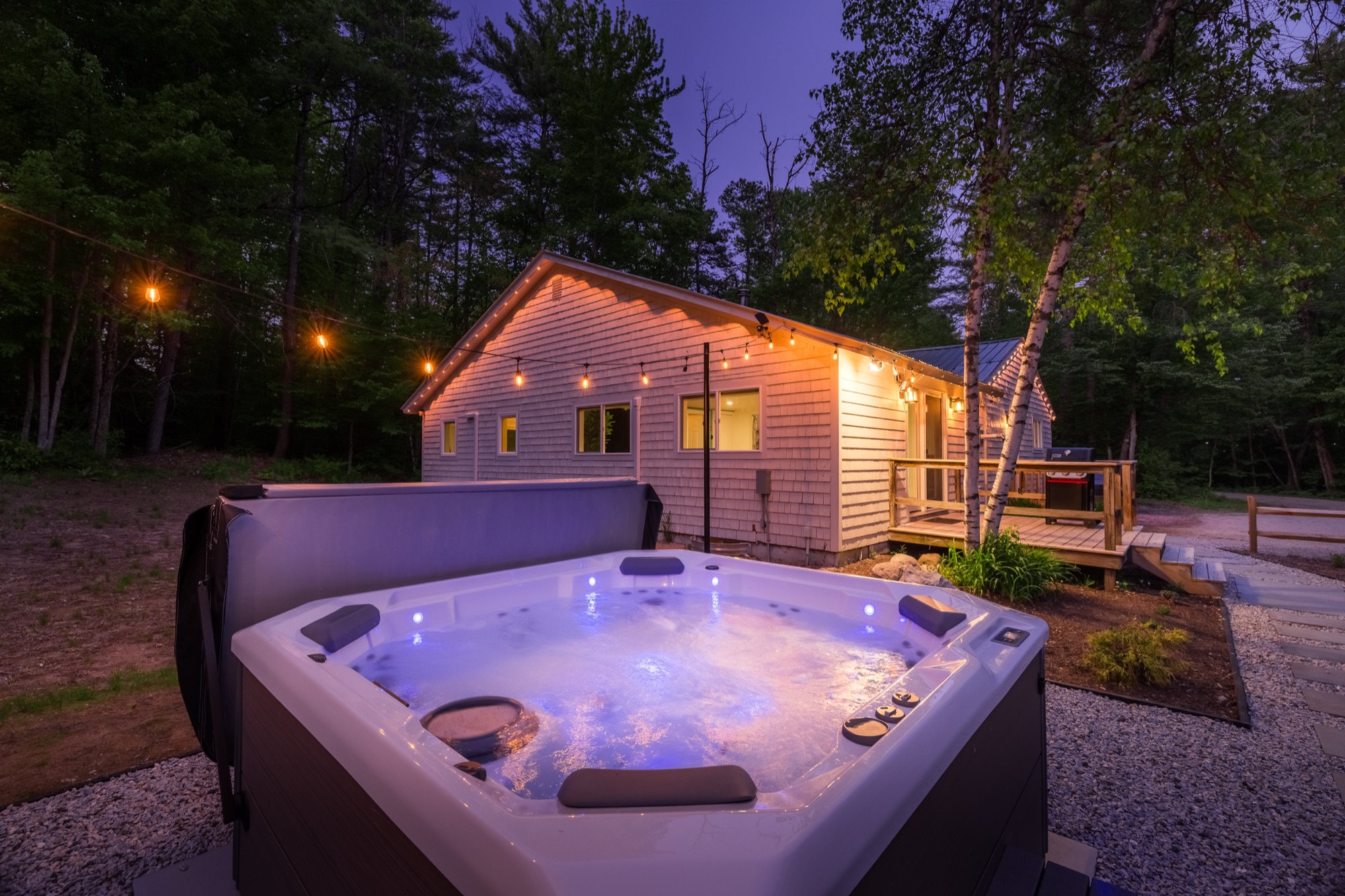 Hot tub at The Birch House, Albany NH
